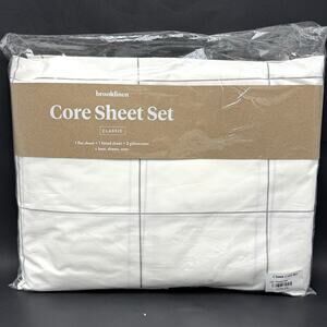 Brooklinen Classic Core Sheet Set Full White Windowpane Flat Fitted Pillowcases